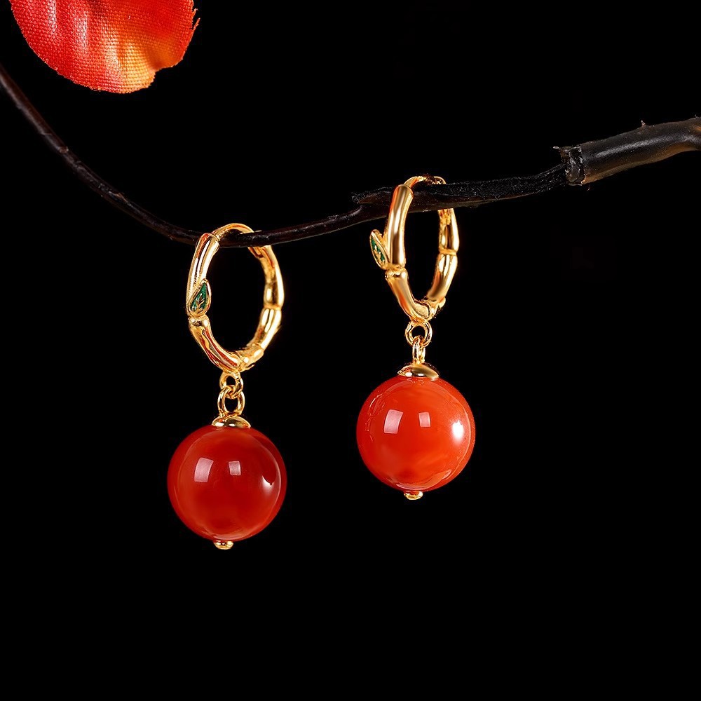 925 sterling silver natural southern red agate leaf earrings, Chinese retro style, new Chinese style, zodiac year, ethnic style, elegant earrings for women
