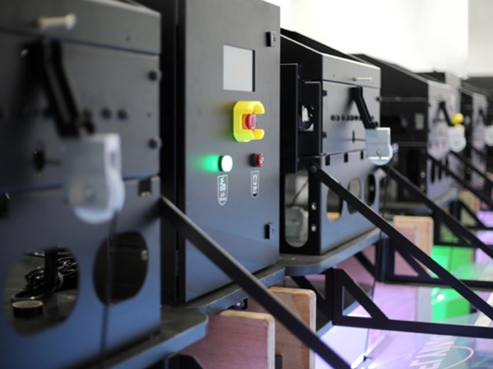Bowling Pinsetter Machine