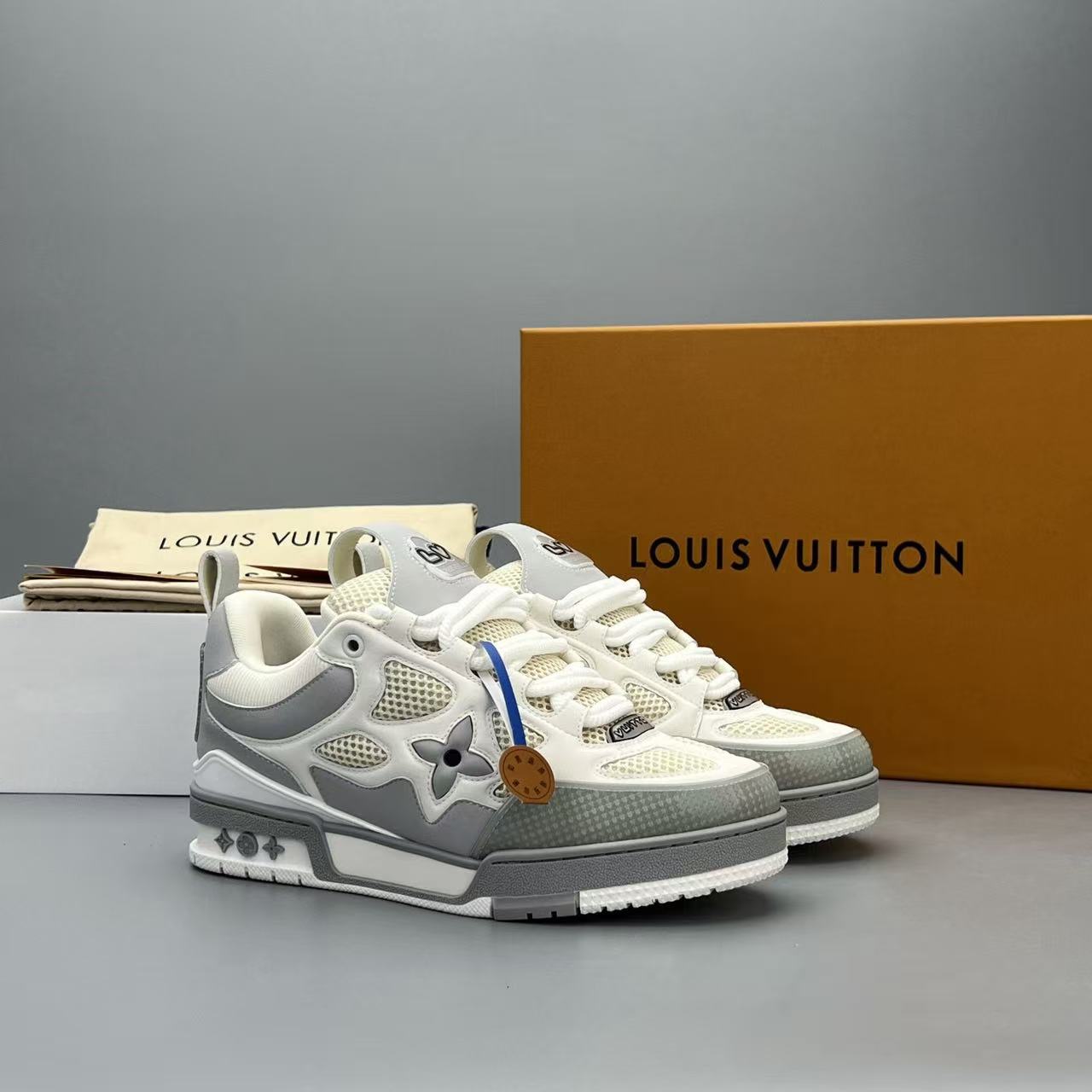 NEW 0406  New platform elevating shoes