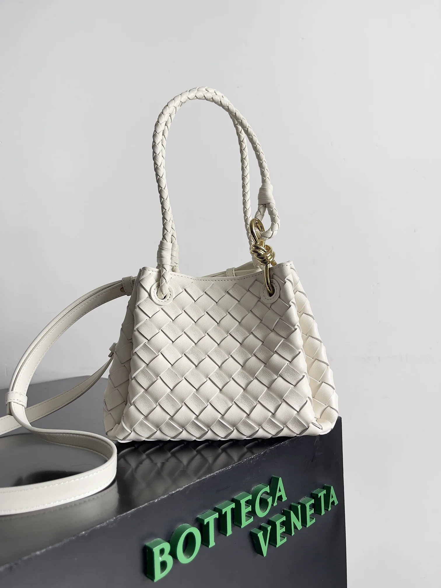 Bottega Veneta Andiamo Top Handle Bag product photo from LabelPicks