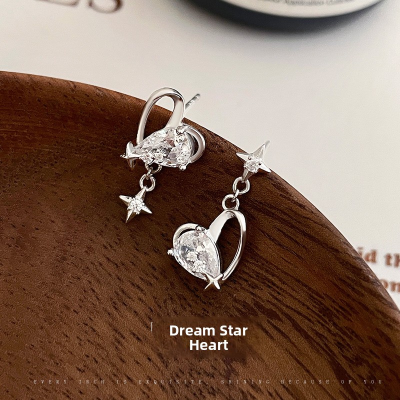 Original Dream Star Heart Earrings for Women, 925 Sterling Silver, Fashionable and Luxurious, Heart-Shaped Cubic Zirconia Earrings, Irregular Design