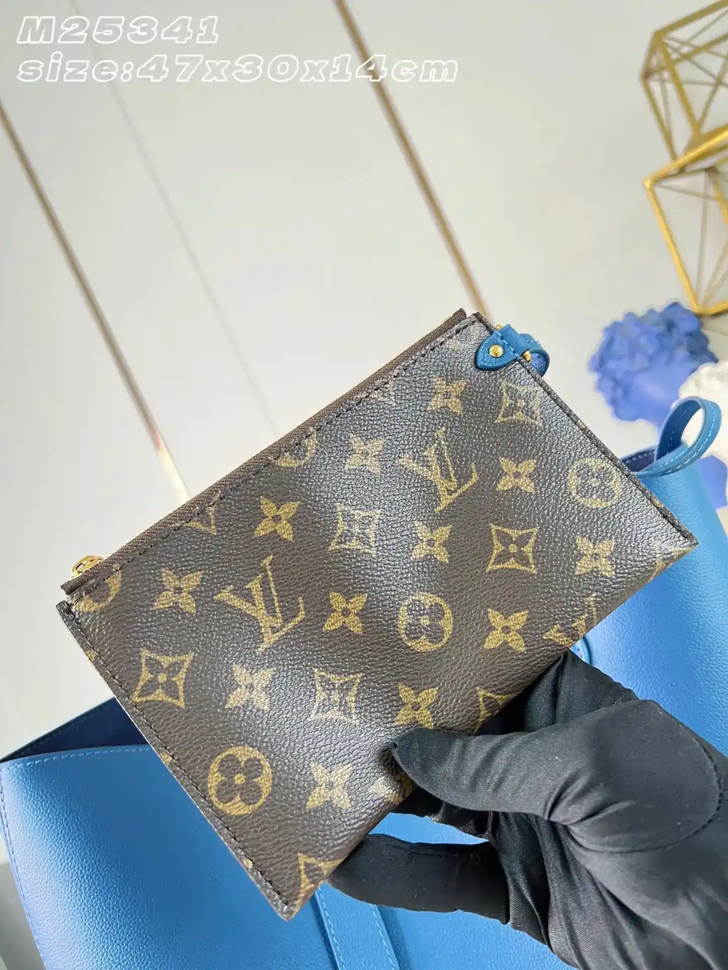 Louis Vuitton Grained Leather Tote Bag product photo from LabelPicks