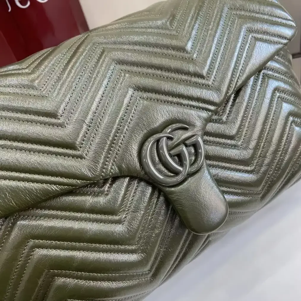Gucci Marmont Green GG Supreme Canvas Shoulder Bag product photo from LabelPicks