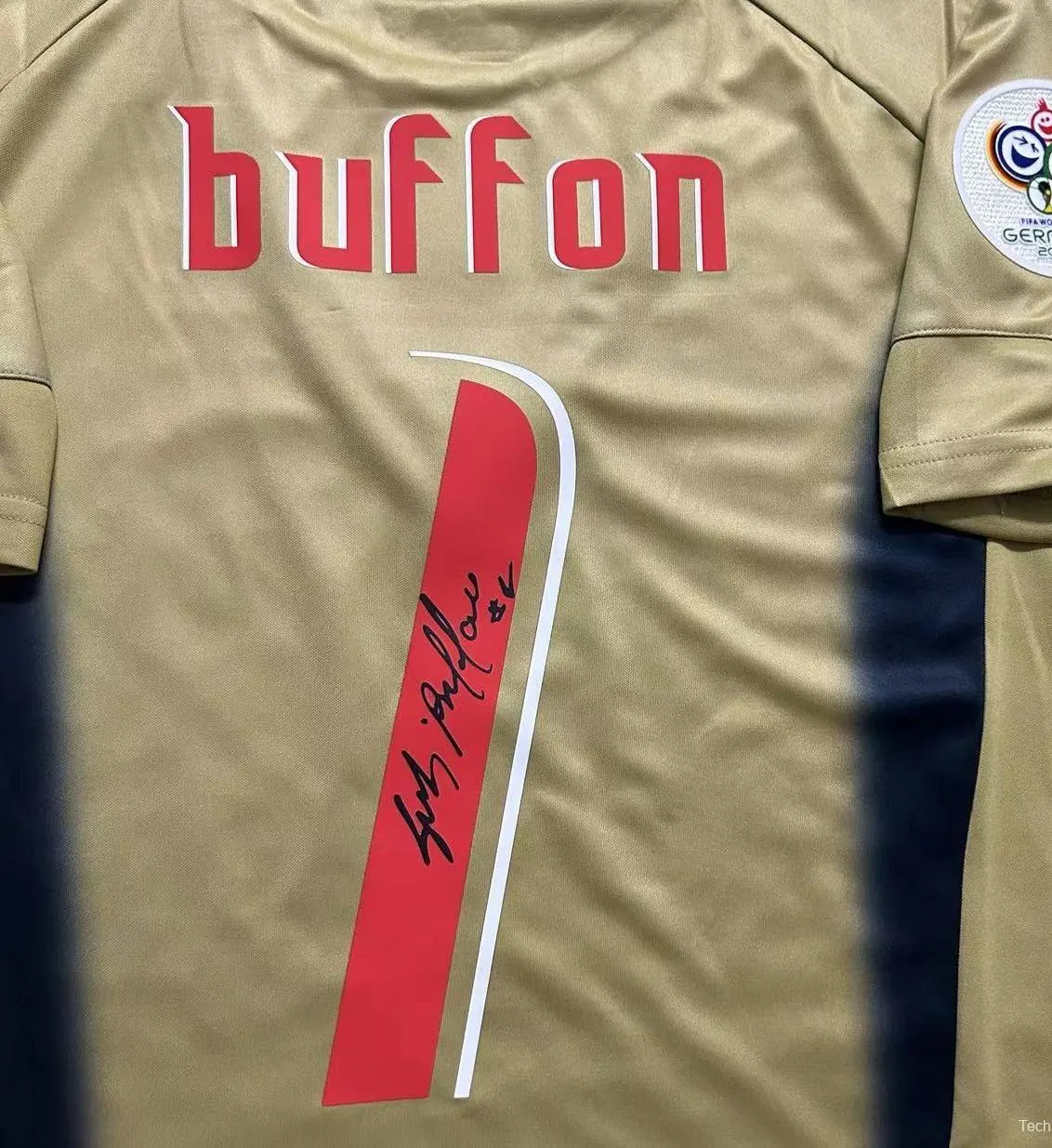 Gianluigi Buffon SIGNED Italy 2006 World Cup Home Jersey/Shirt - COA - Retro