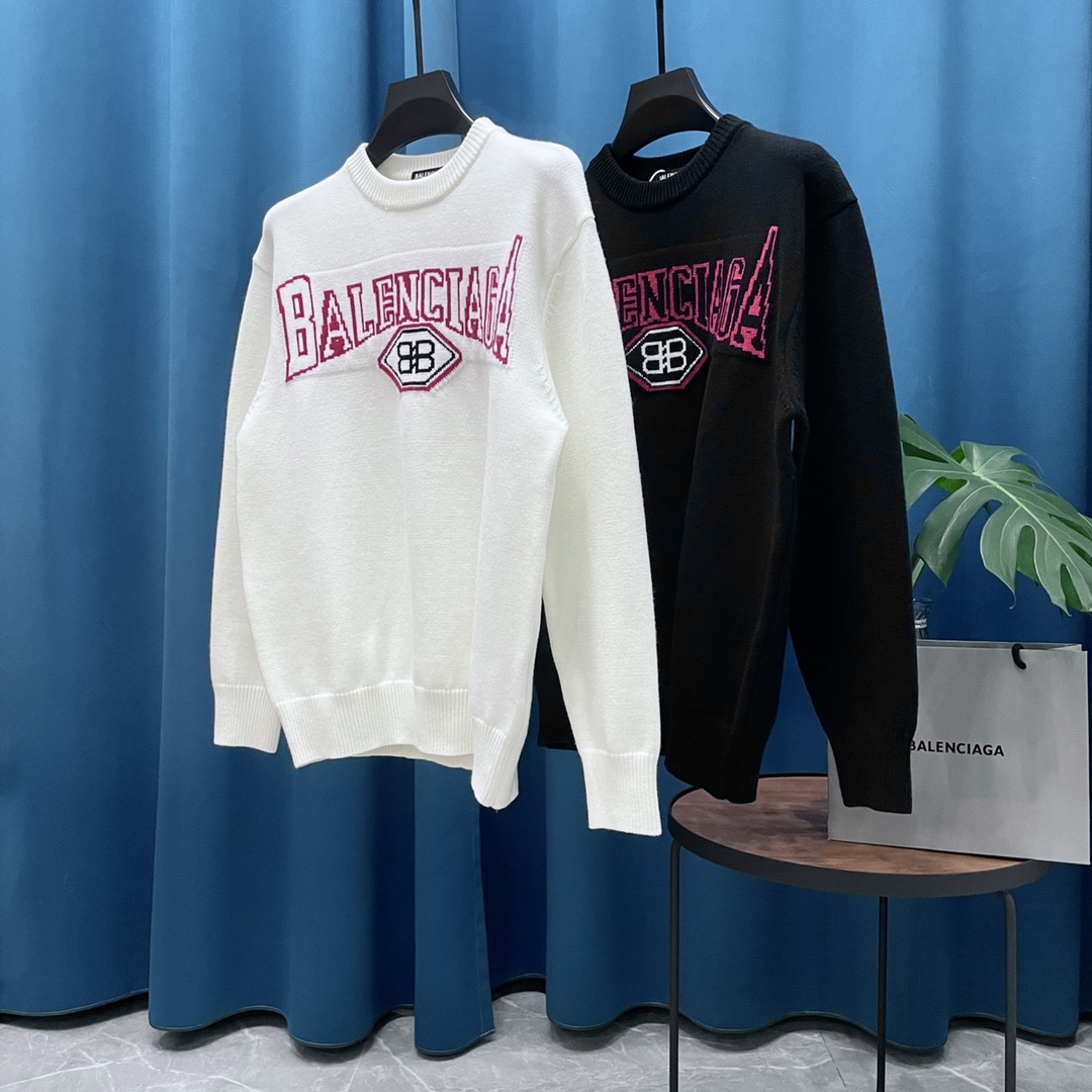 Jacquard Letters Long Sleeve Knitted Sweater