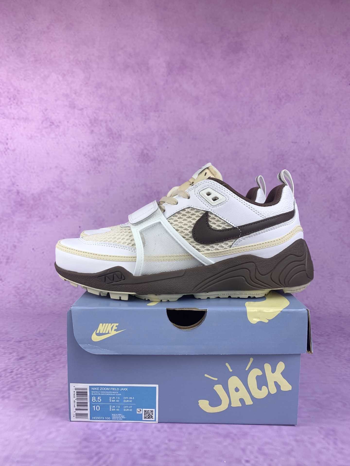 Travis Scott x Nike Zoom Field Jaxx “Light Chocolate” - White/Light Chocolate/White