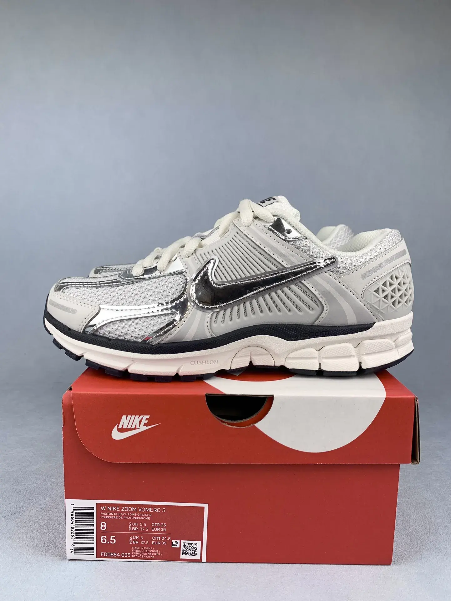Nike Zoom Vomero 5 Shoes product photo from LabelPicks