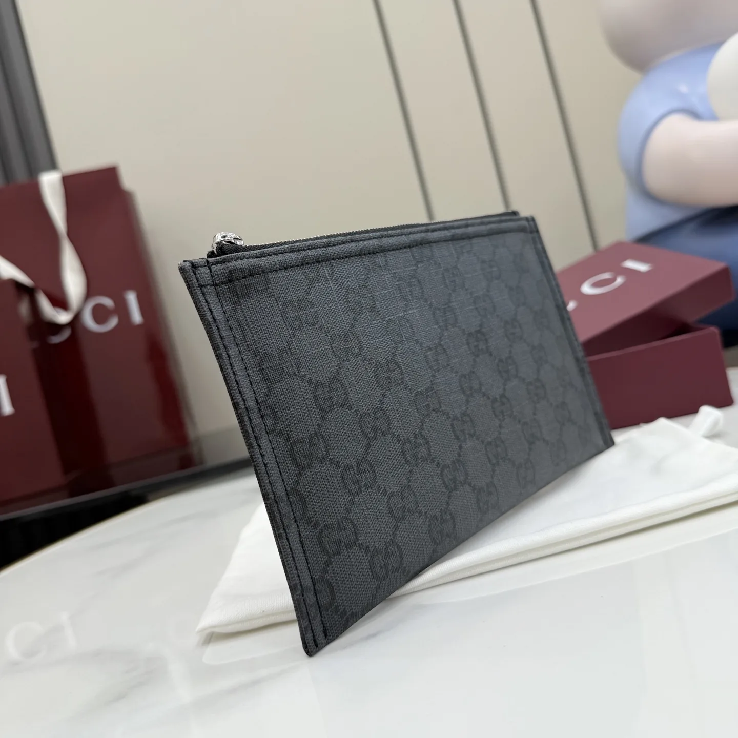Gucci Generation Clutch product photo from LabelPicks