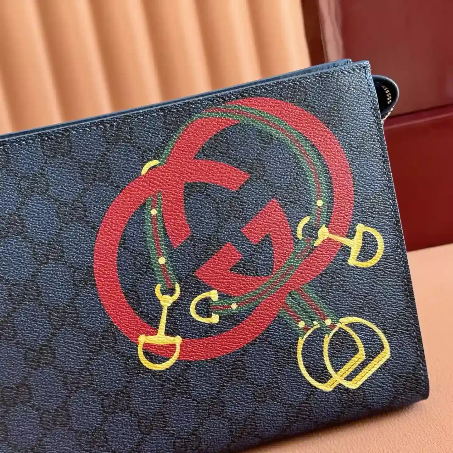 Gucci GG Supreme Canvas Clutch product photo from LabelPicks
