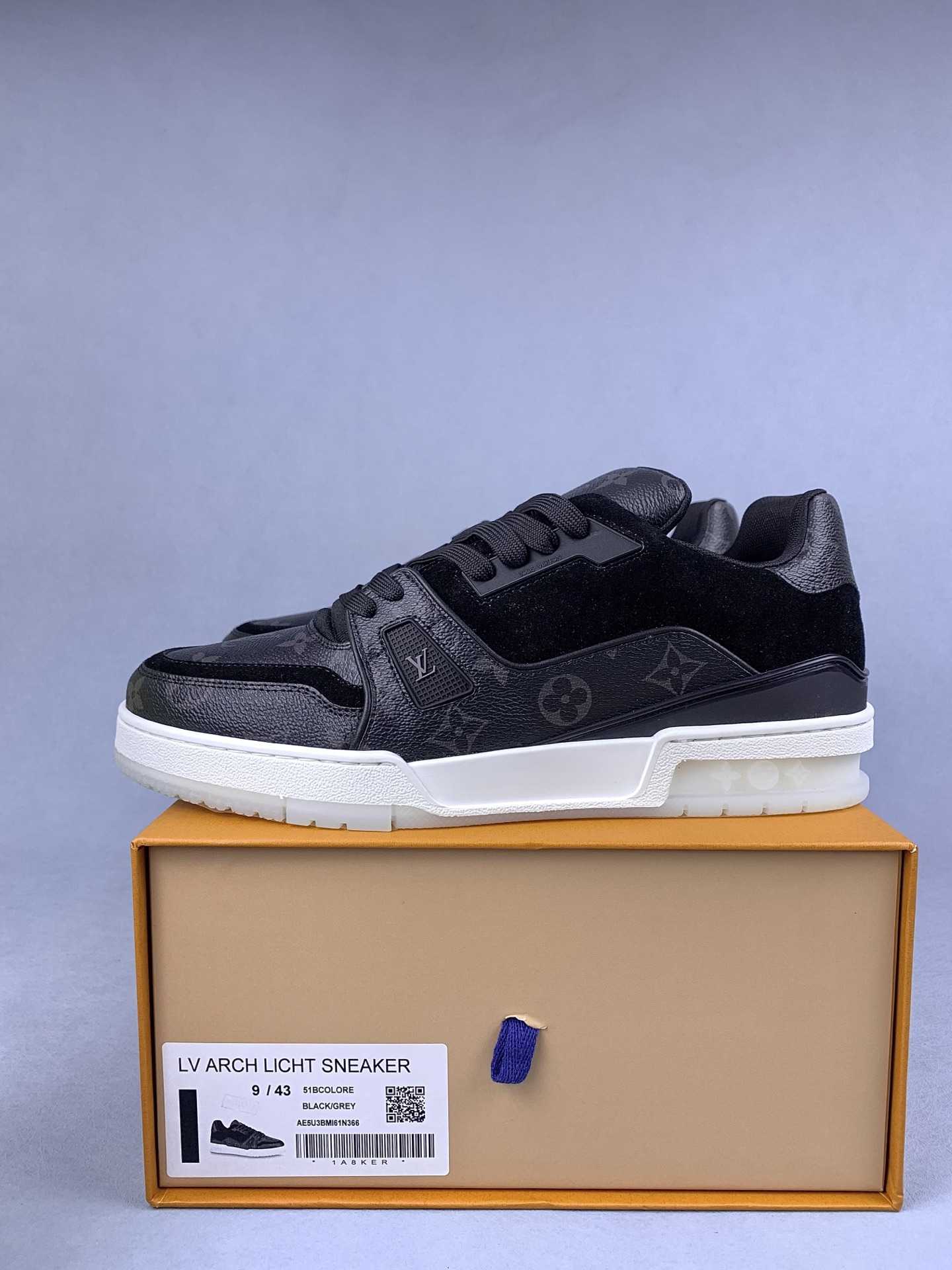 LV Trainer Sneaker