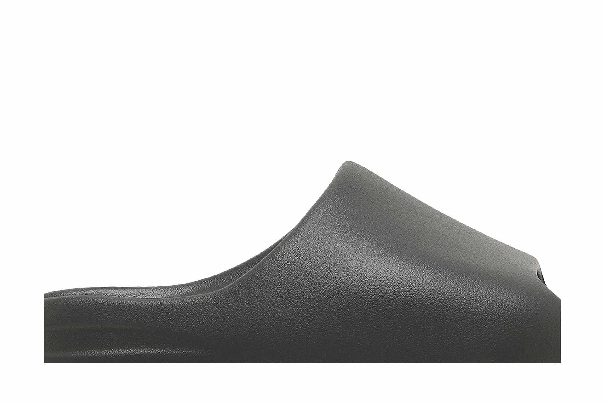 Adidas Yeezy Slide ‘Dark Onyx’ ID5103