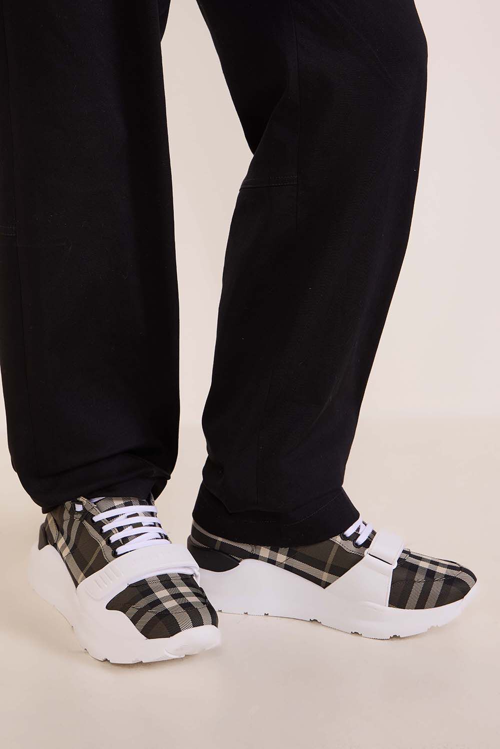 BURBERRY נעלי סניקרס