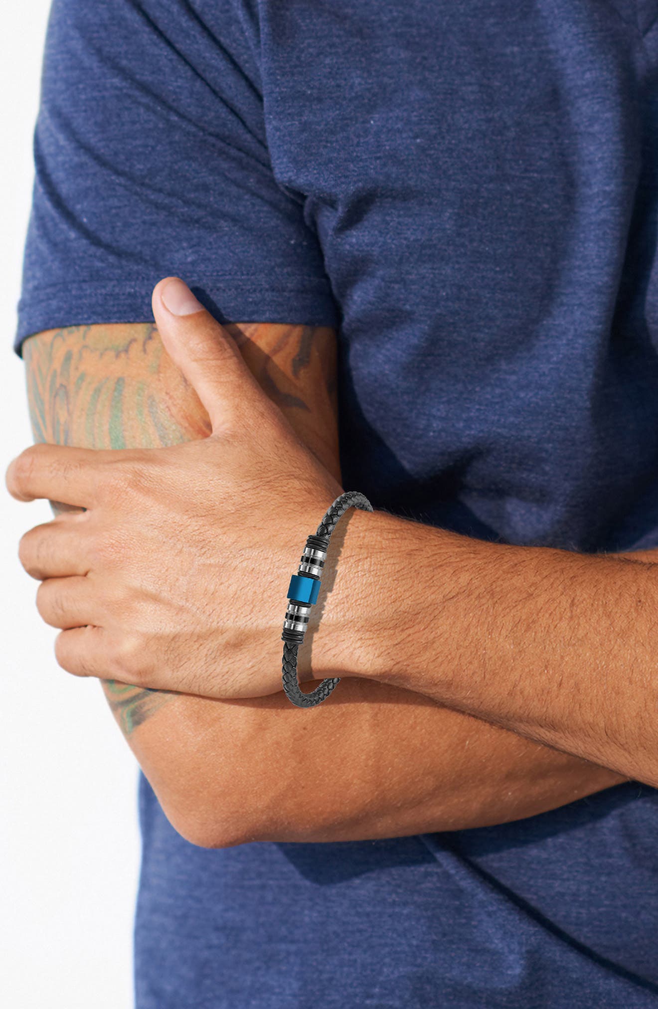VAN HEUSEN Men's Ornament Leather Bracelet