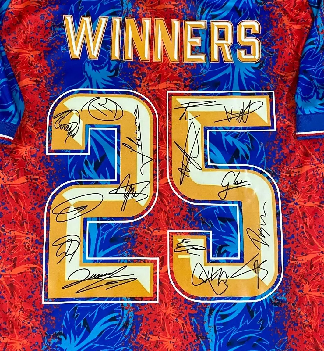 Crystal Palace Team SIGNED 24/25 FA Cup Winners Shirt Jersey - COA - 2025