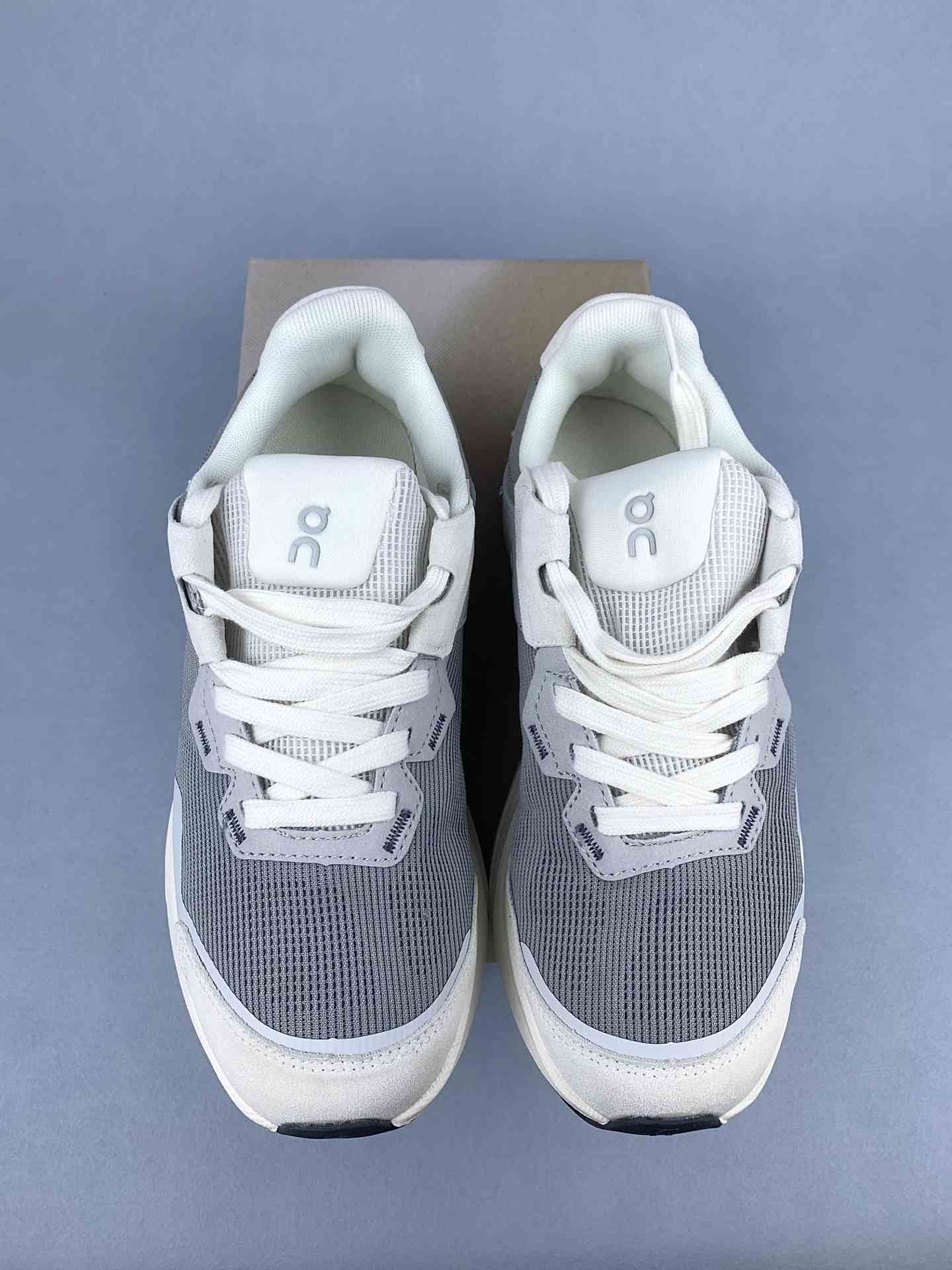 On Cloudnova Rift Shoes