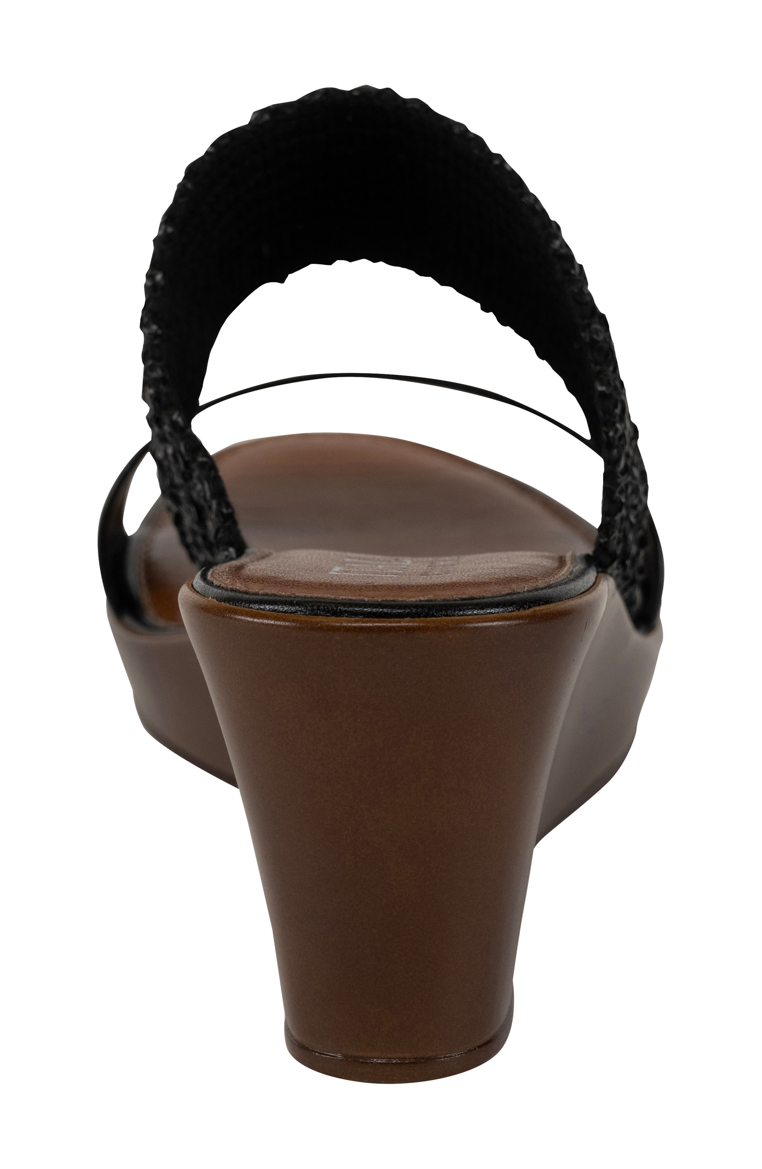 ITALIAN SHOEMAKERS Yamari Wedge Sandal