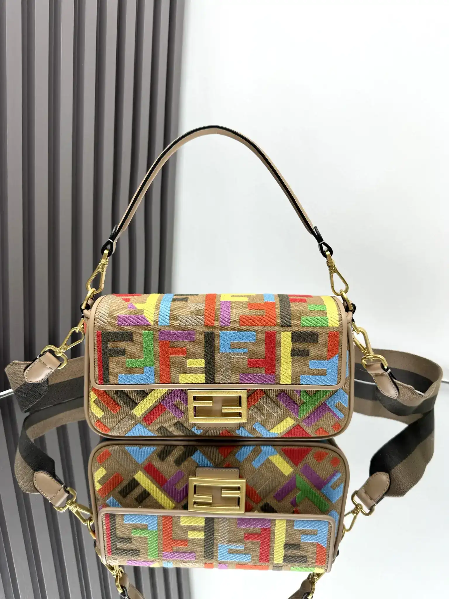 Fendi Baguette Shoulder Bag product photo from LabelPicks
