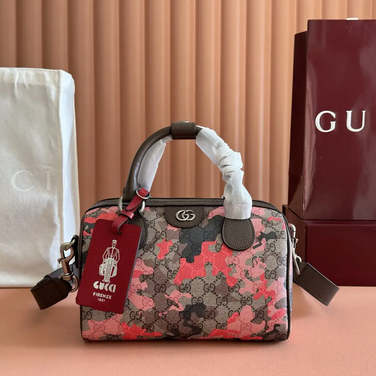 Gucci Pink GG Supreme Canvas Top Handle Bag product photo from LabelPicks