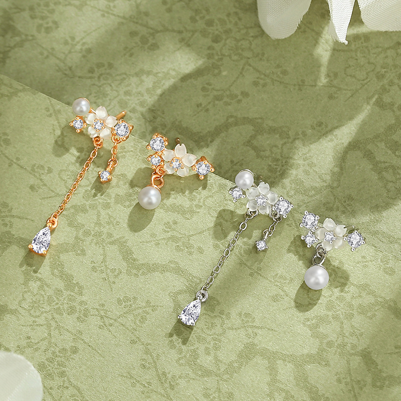 Original 925 sterling silver floral mother-of-pearl earrings for women, featuring an asymmetrical design with zircon stones, offering a gentle and elegant look, perfect for everyday wear