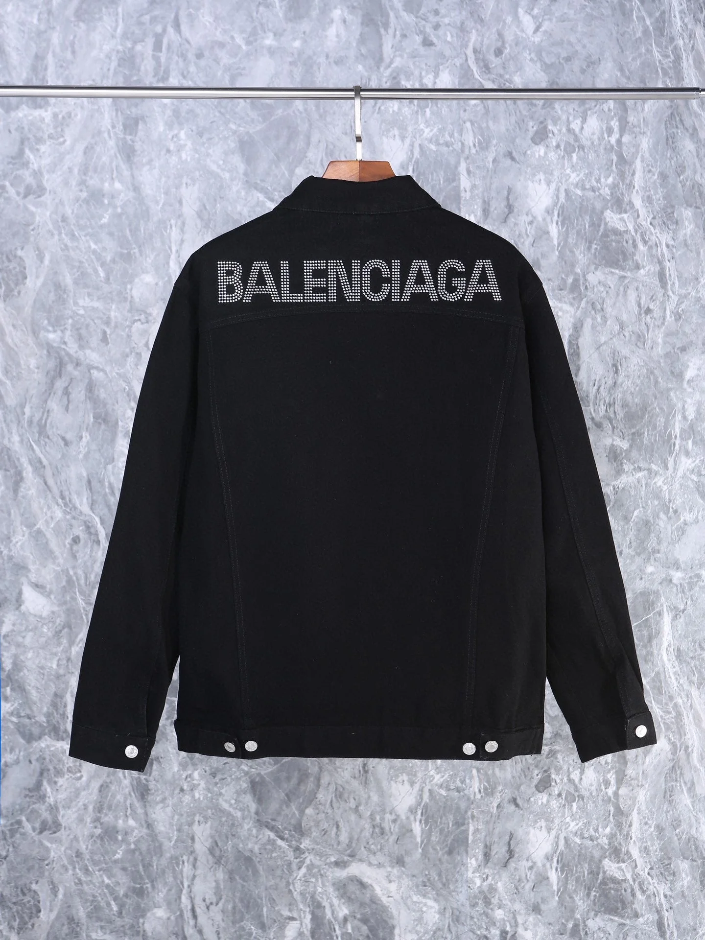 0717 A classic must-have minimalist shirt jacket