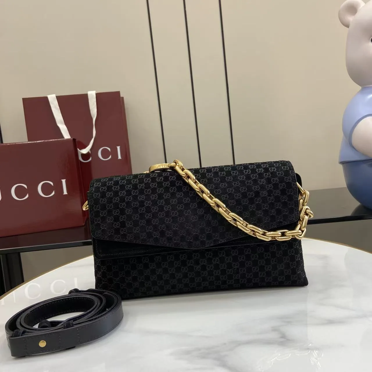 Gucci Black GG Supreme Canvas Shoulder Bag product photo from LabelPicks