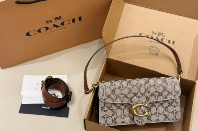 COACH Tabby 26 Full Diamond Bag