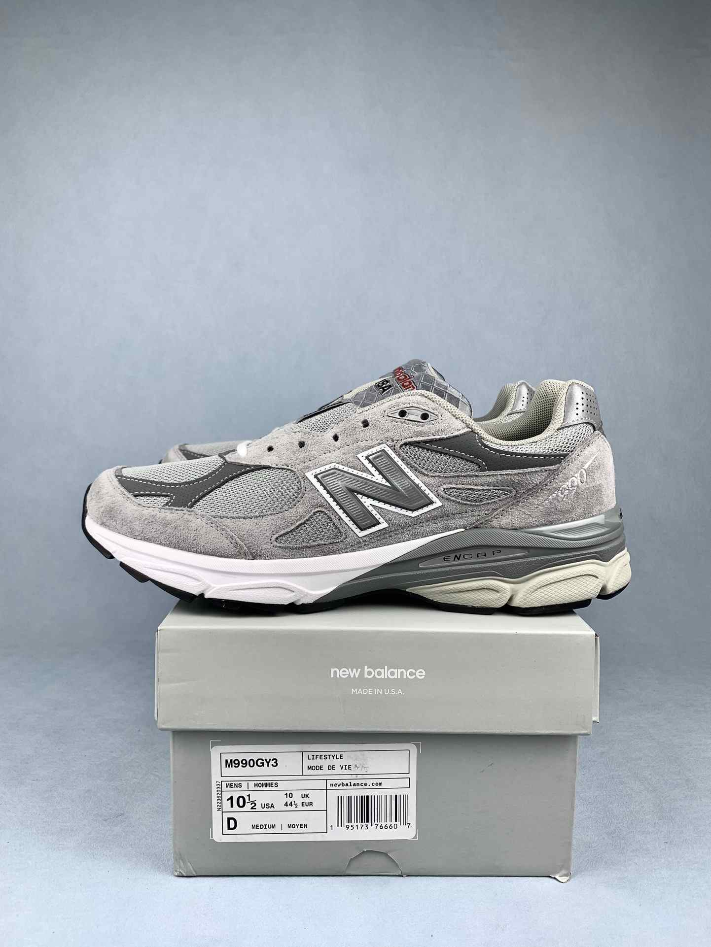 New Balance 990v3 Shoes