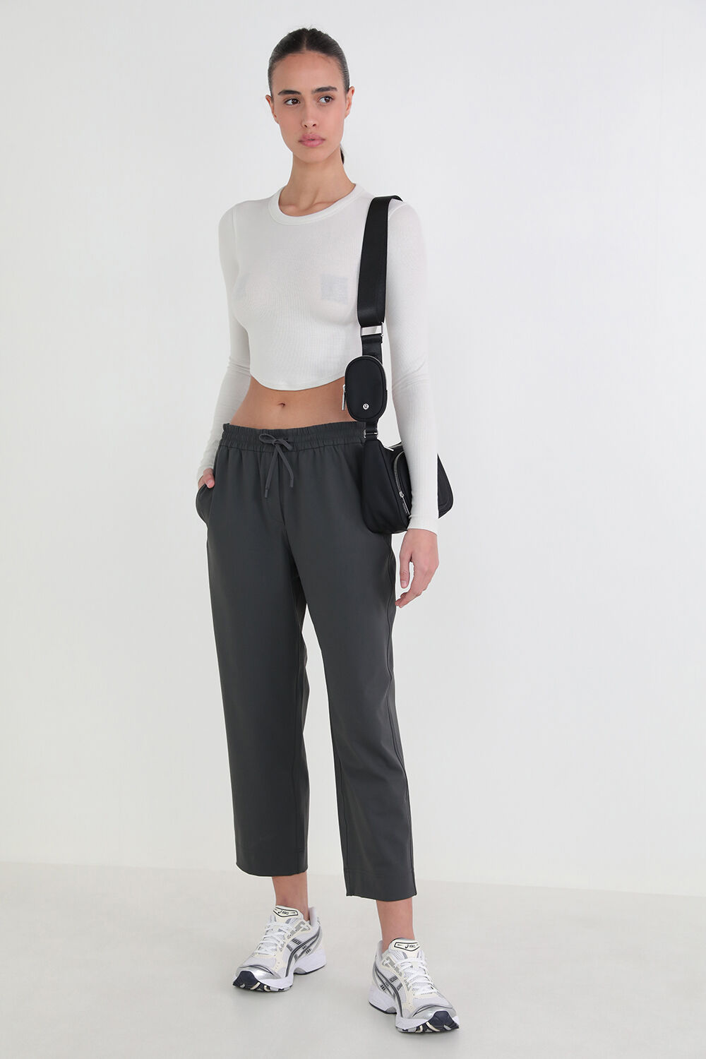 LULULEMON Tapered-Leg Mid-Rise Pant Luxtreme
