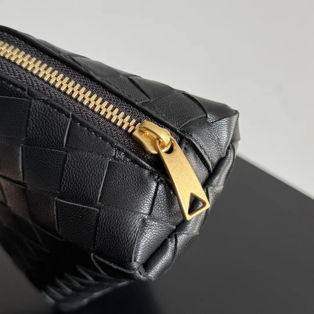 Bottega Veneta Pink Intrecciato Woven Leather Top Handle Bag product photo from LabelPicks