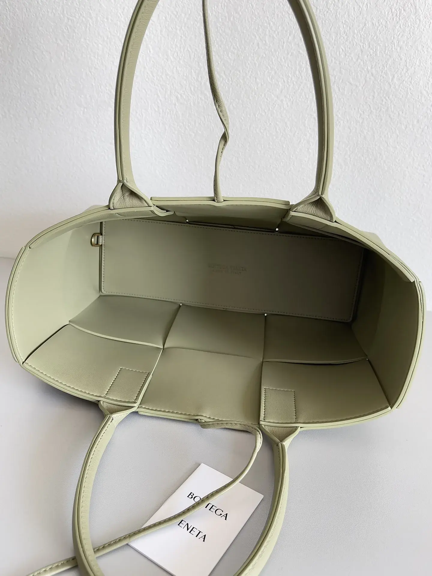 Bottega Veneta Green Intrecciato Woven Leather Tote Bag product photo from LabelPicks