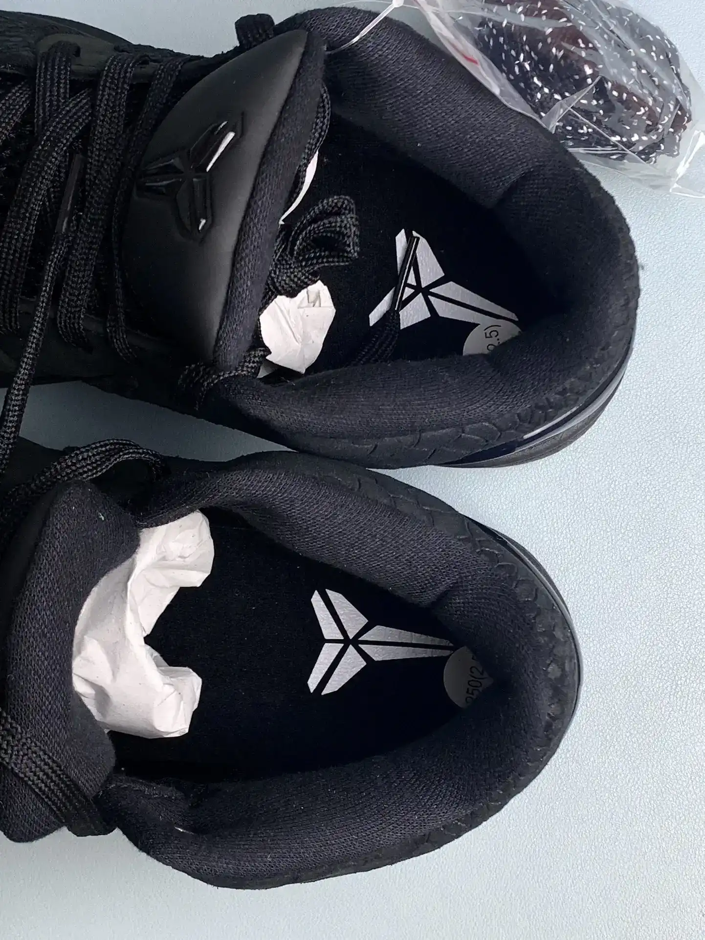 Kobe 4 Protro “Gift of Mamba” Basketball Shoes product photo from LabelPicks