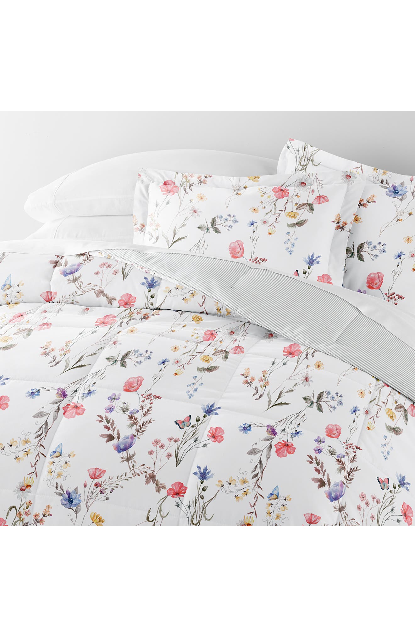 IENJOY HOME Meadow Stripe Reversible 3-Piece Comforter Set