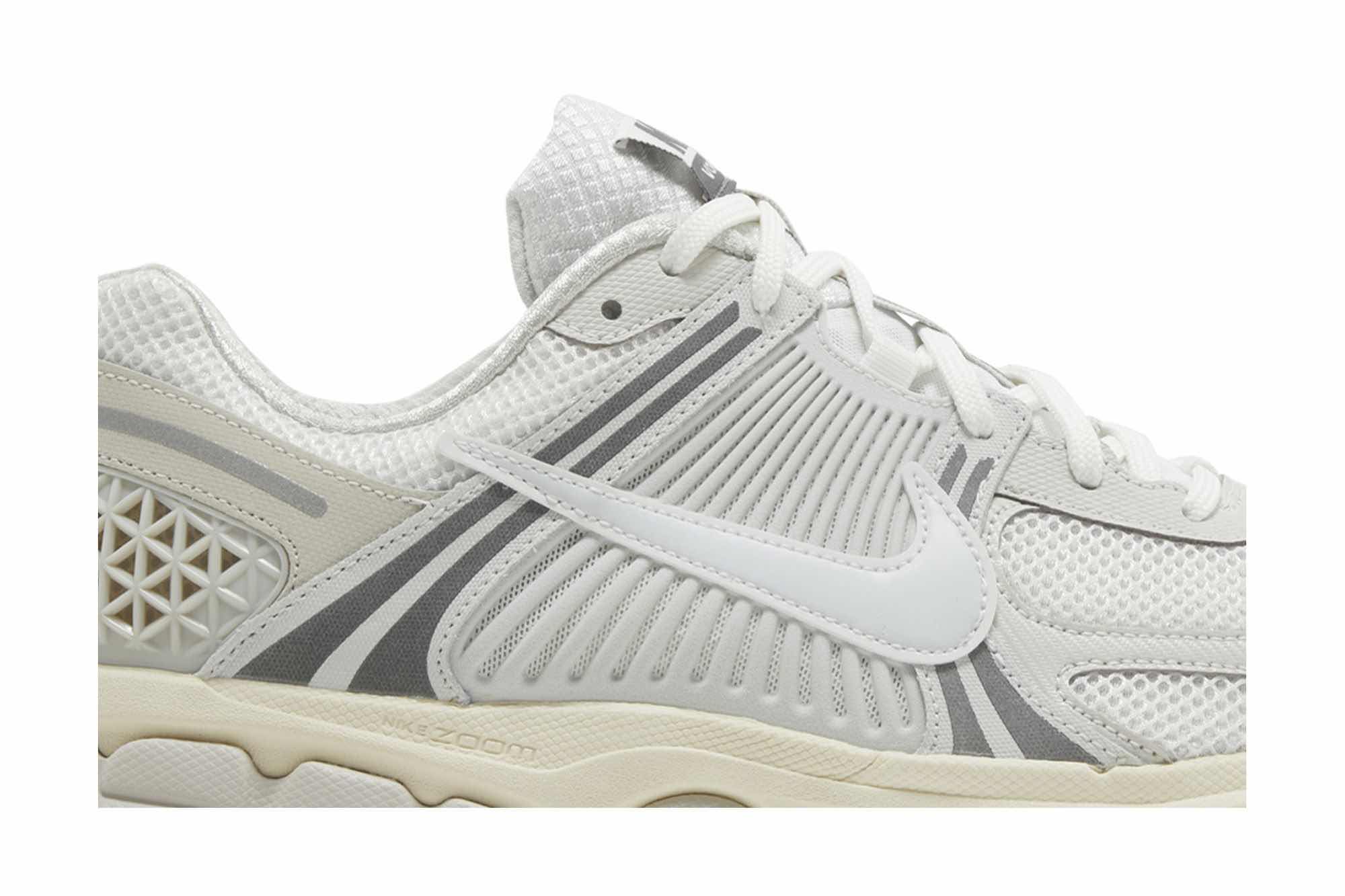 Nike Air Zoom Vomero 5 ‘Platinum Tint Photon Dust’ HF0731-007