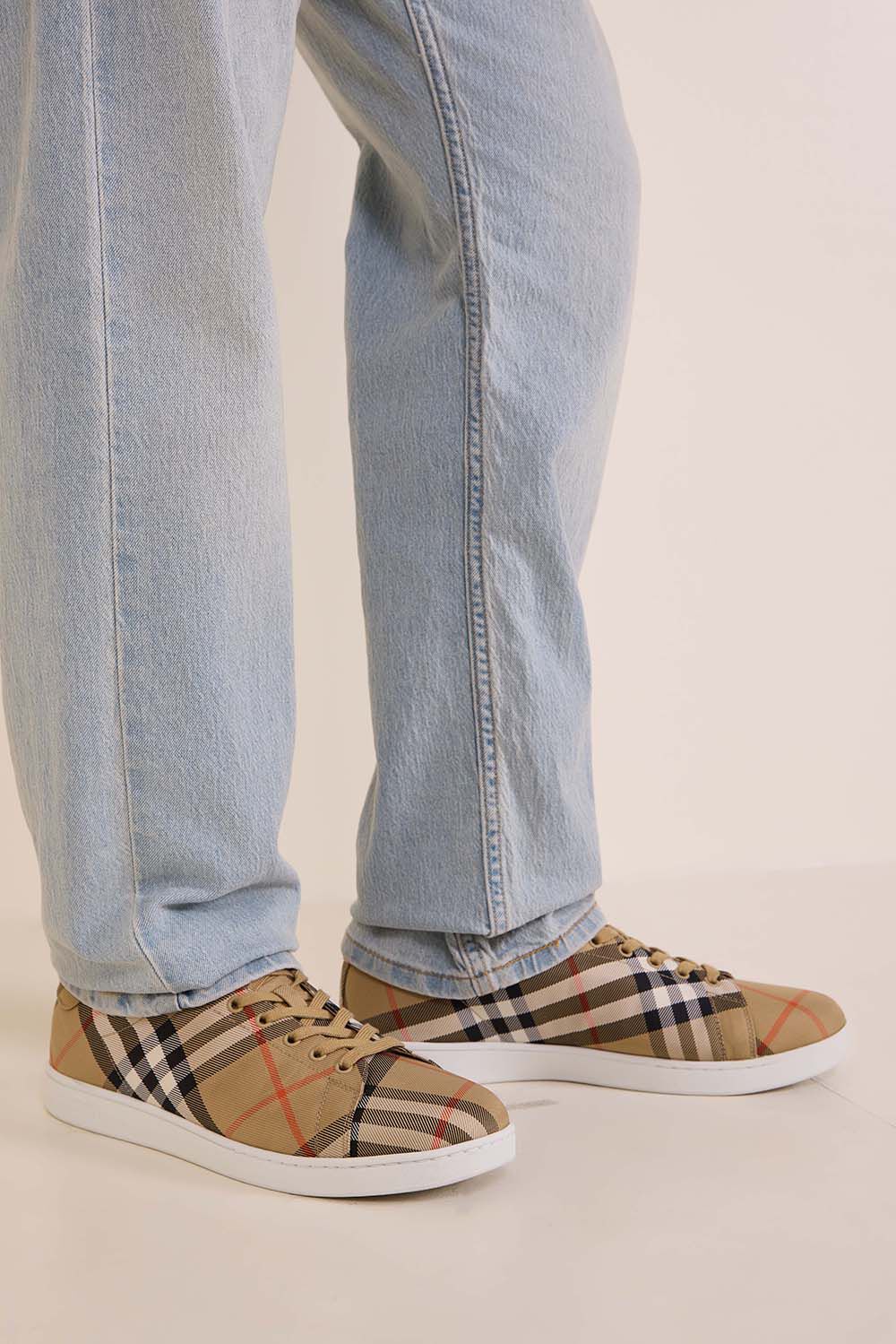 BURBERRY נעלי סניקרס