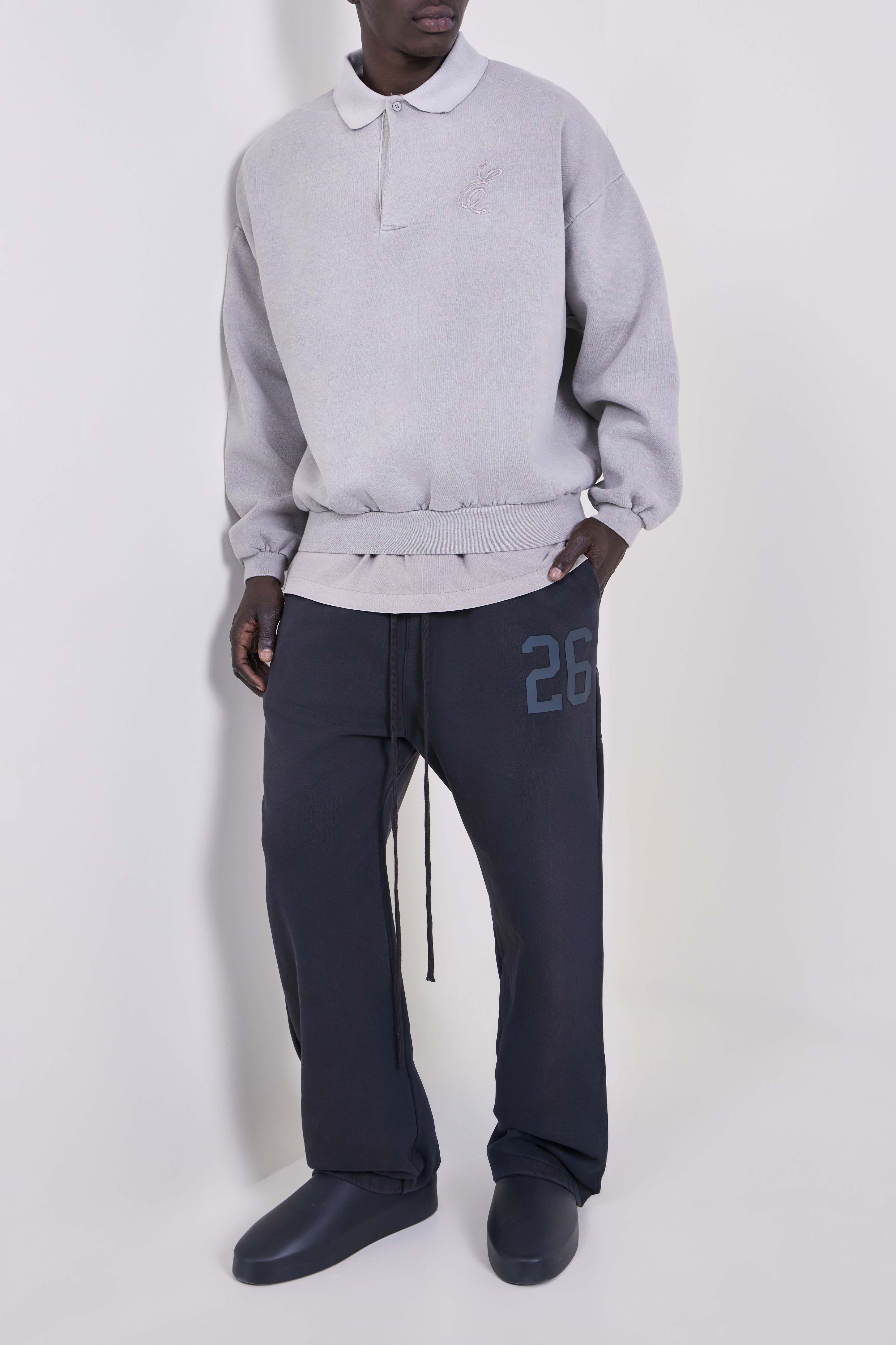 FEAR OF GOD ESSENTIALS סווטשירט בגזרה רגילה
