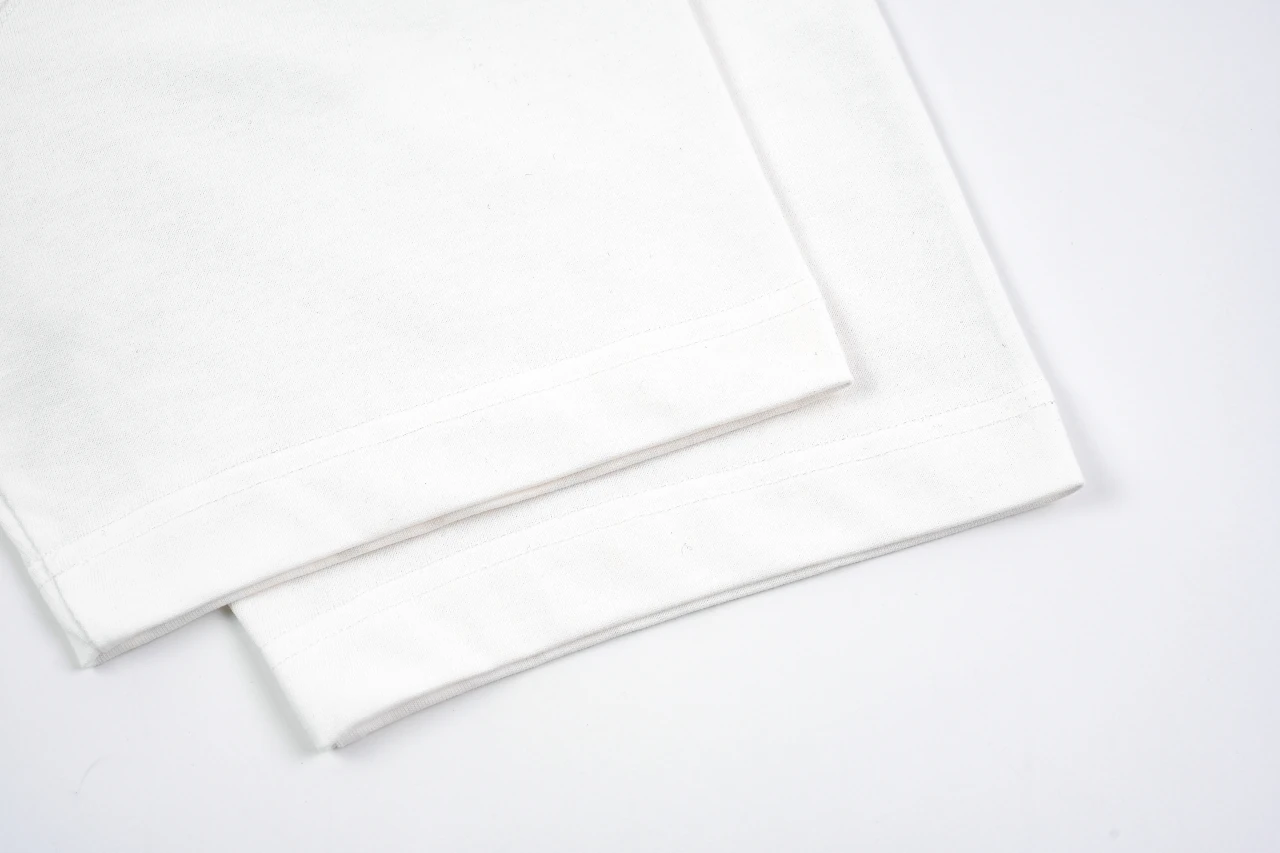 Burberry White Gradient Triangle Equestrian Knight Print T-Shirt product photo from LabelPicks