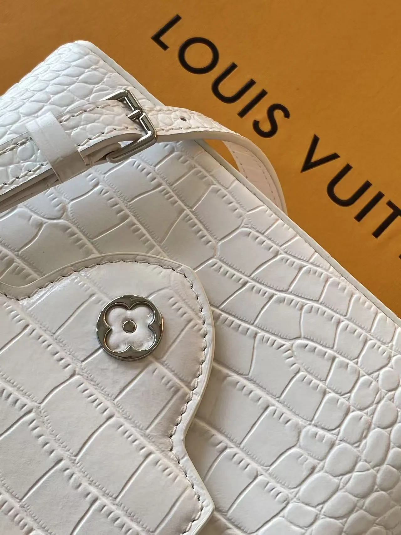 Louis Vuitton Capucines Black Grained Leather Top Handle Bag product photo from LabelPicks