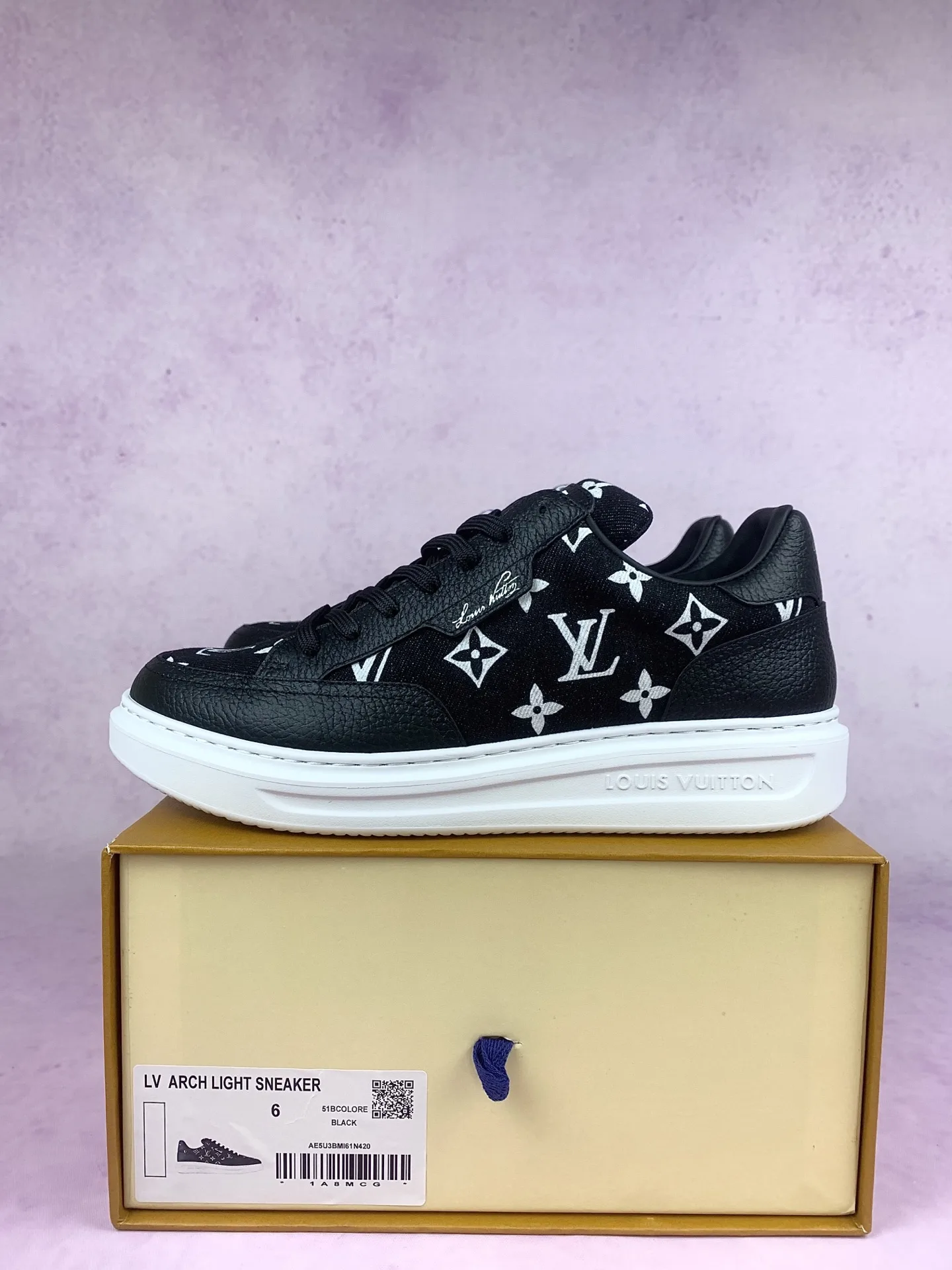 Beverly Hills Sneaker product photo from LabelPicks