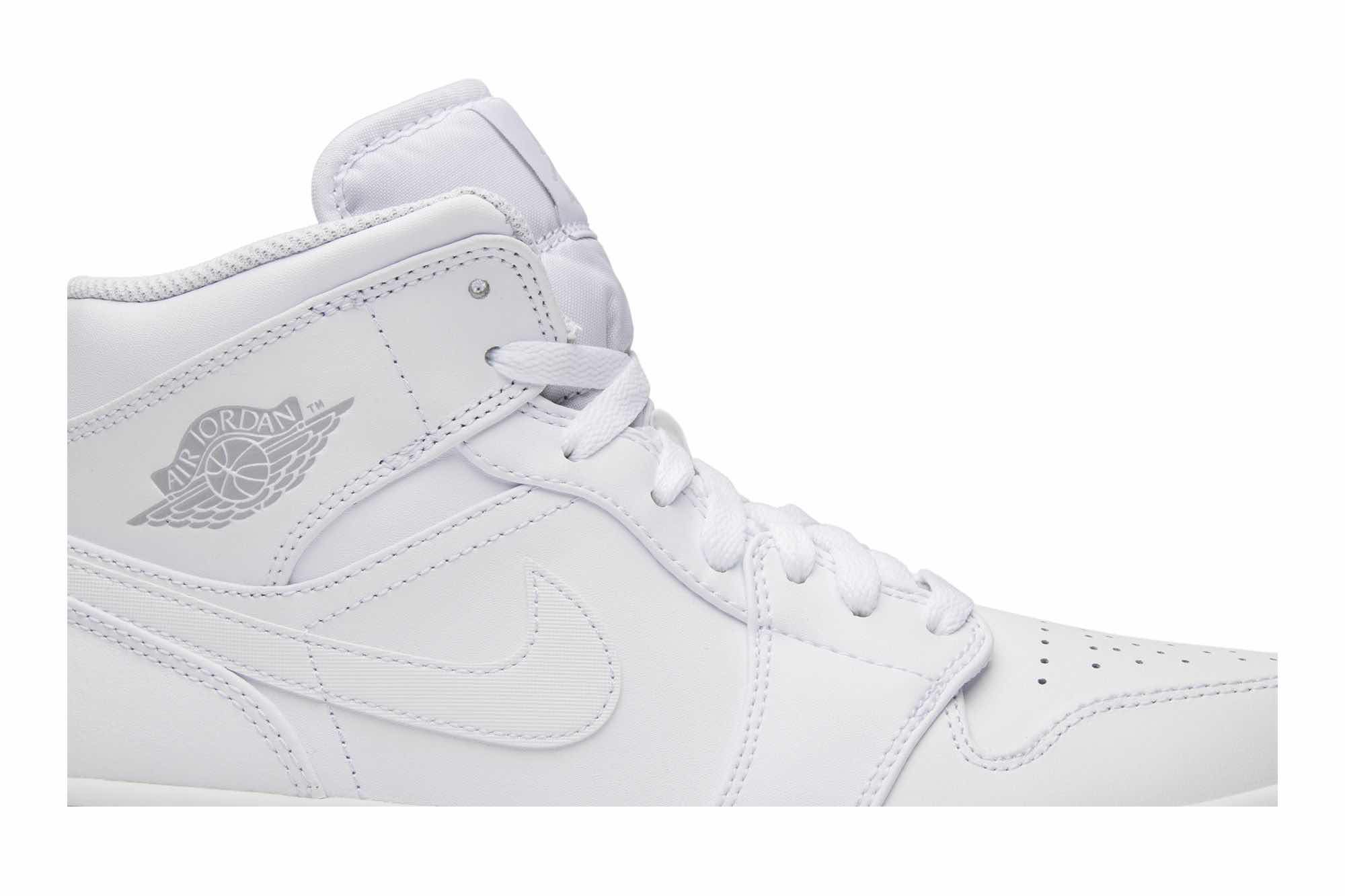 Air Jordan 1 Retro Mid ‘White Pure Platinum’ 554724-104