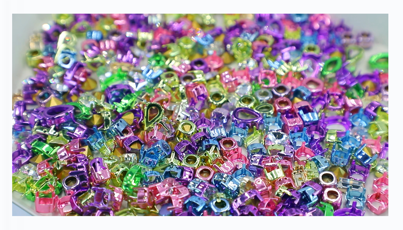 Neon effect crystal components 