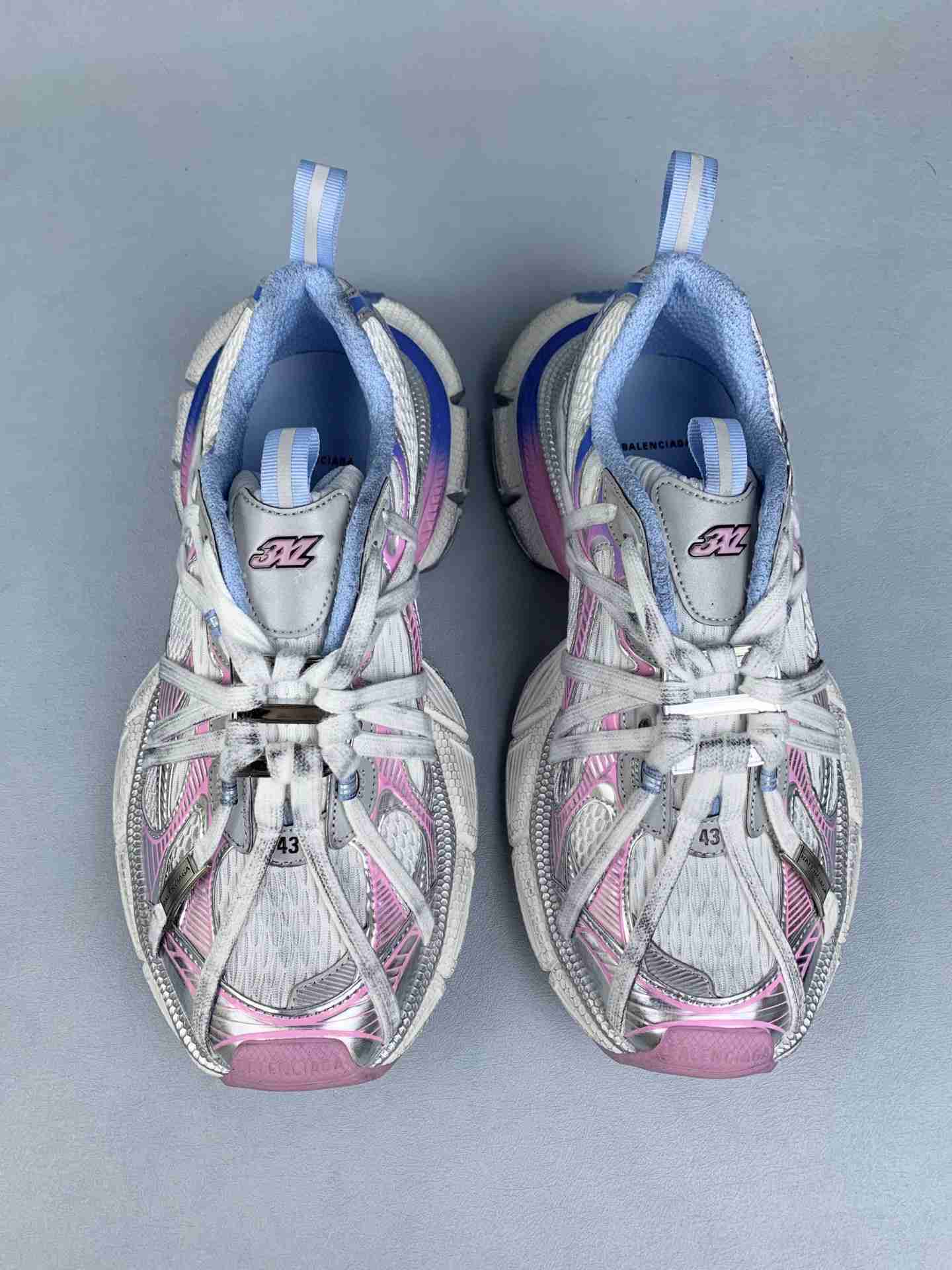 3XL Extreme Laces B Sneaker in White/Grey/Blue/Pink