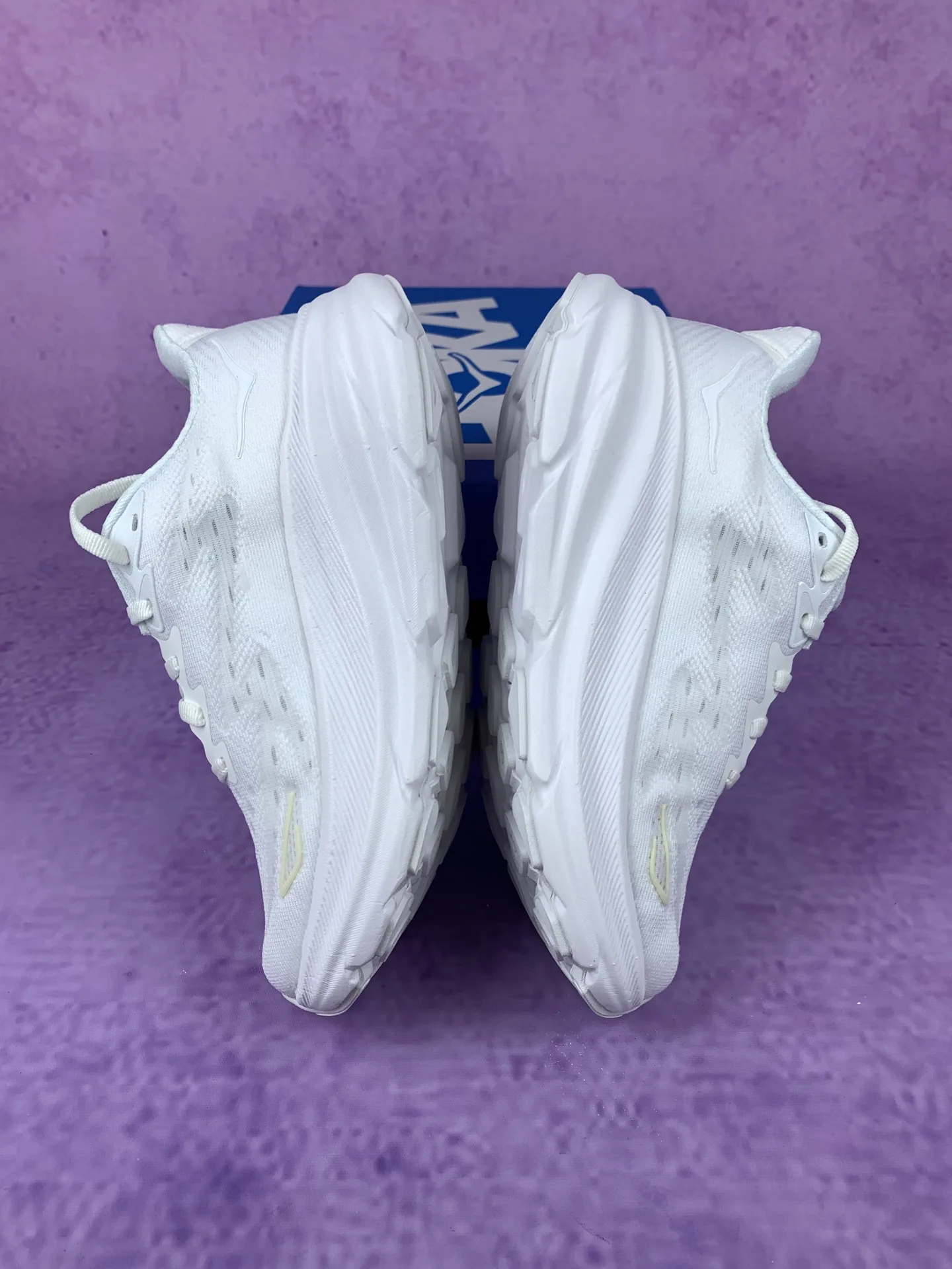 HOKA Clifton 9 Road Running Shoes product photo from LabelPicks