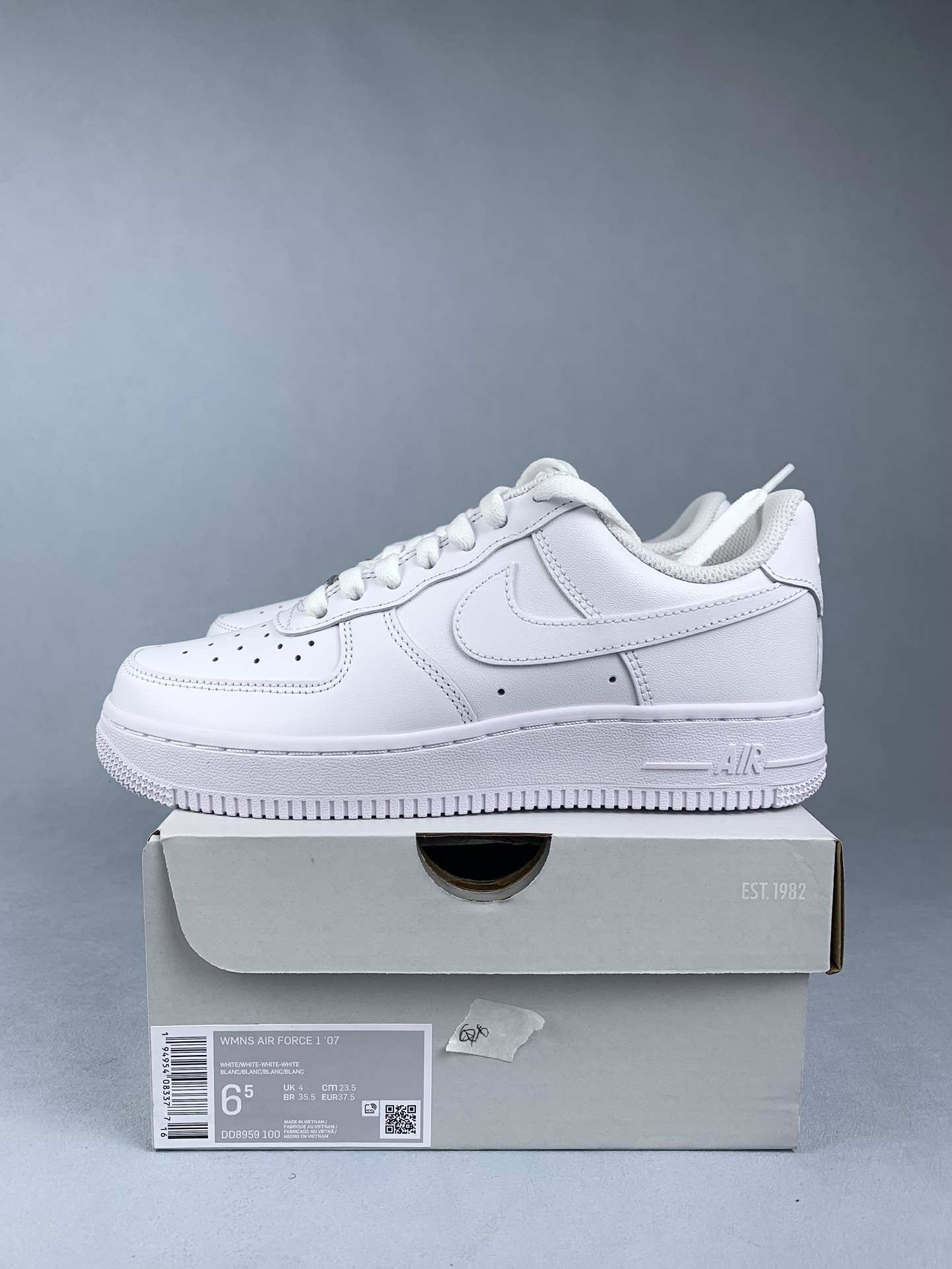 Nike Air Force 1 '07 Shoes