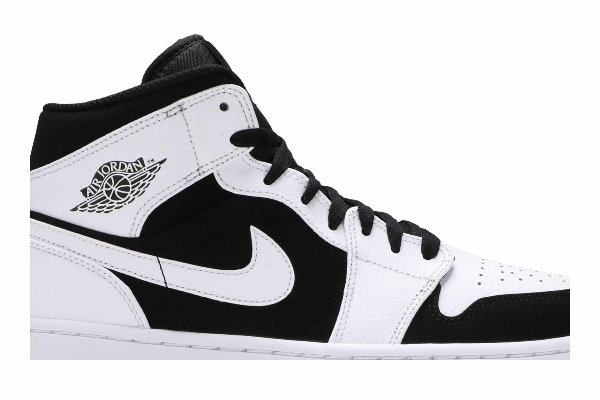 Air Jordan 1 Retro Mid ‘Tuxedo’ 554724-113