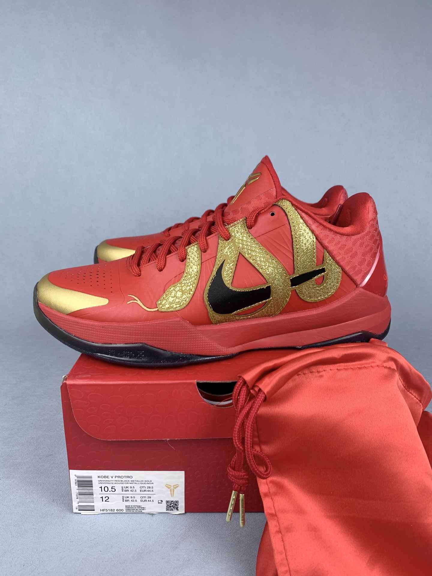 Kobe 5 Protro “Year of the Mamba University Red” Basketball Shoes