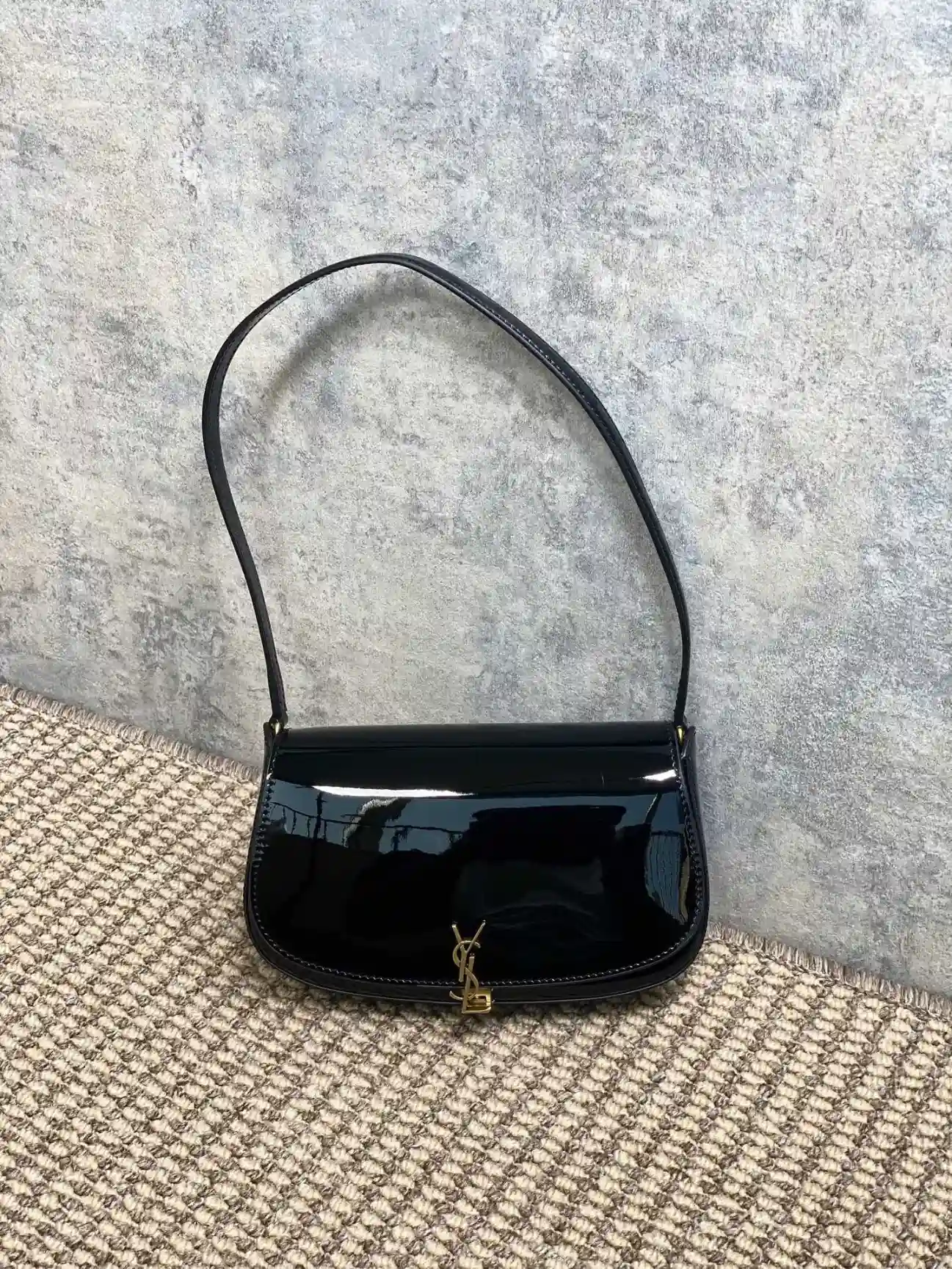 Saint Laurent Versatile Shoulder Bag product photo from LabelPicks