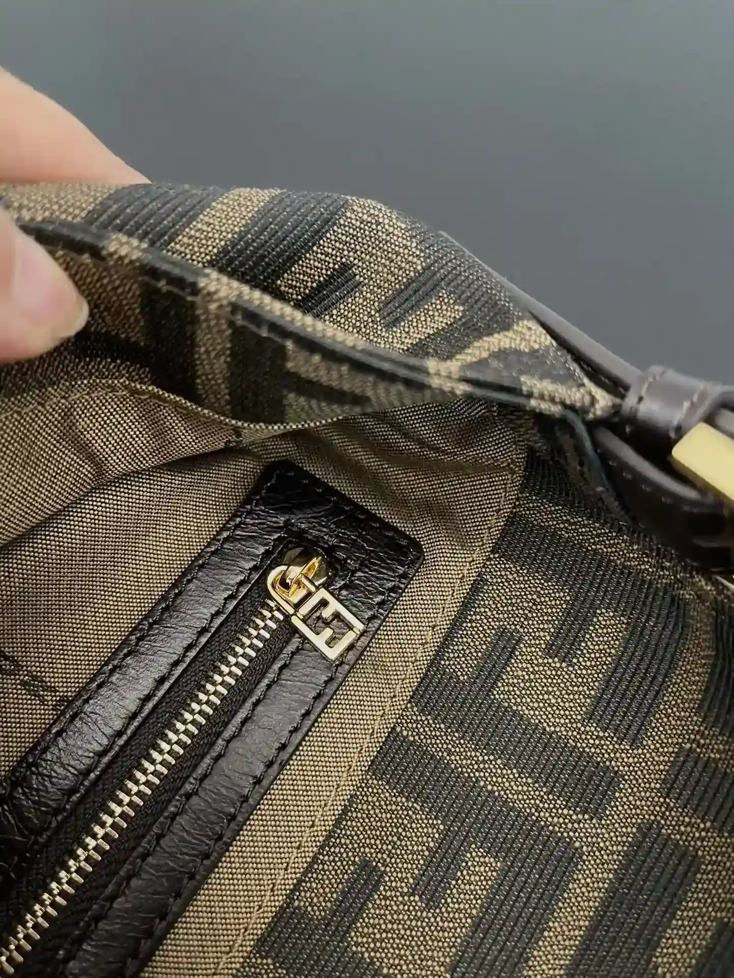 Fendi Baguette Shoulder Bag product photo from LabelPicks