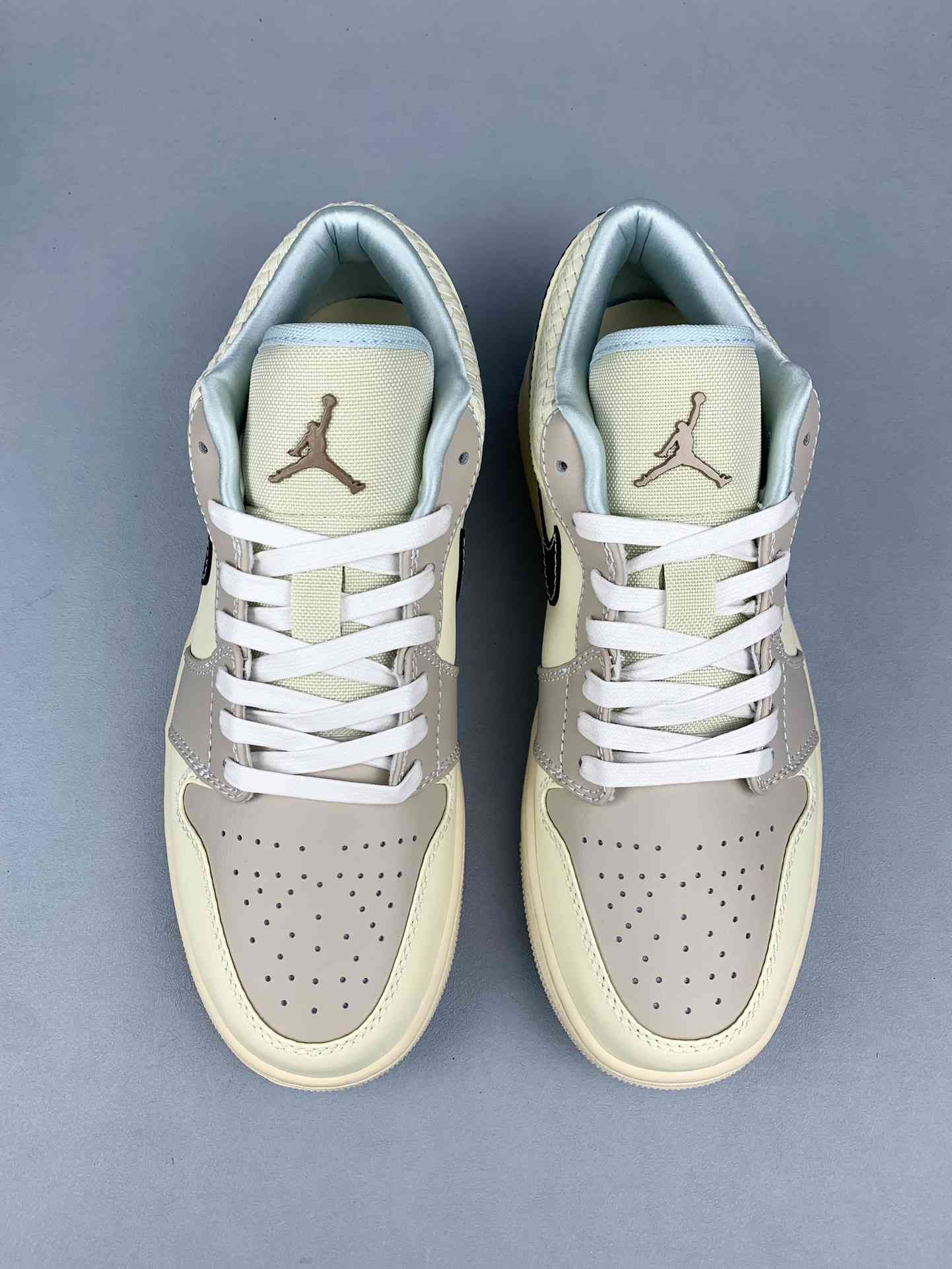 Air Jordan 1 Low SE Shoes