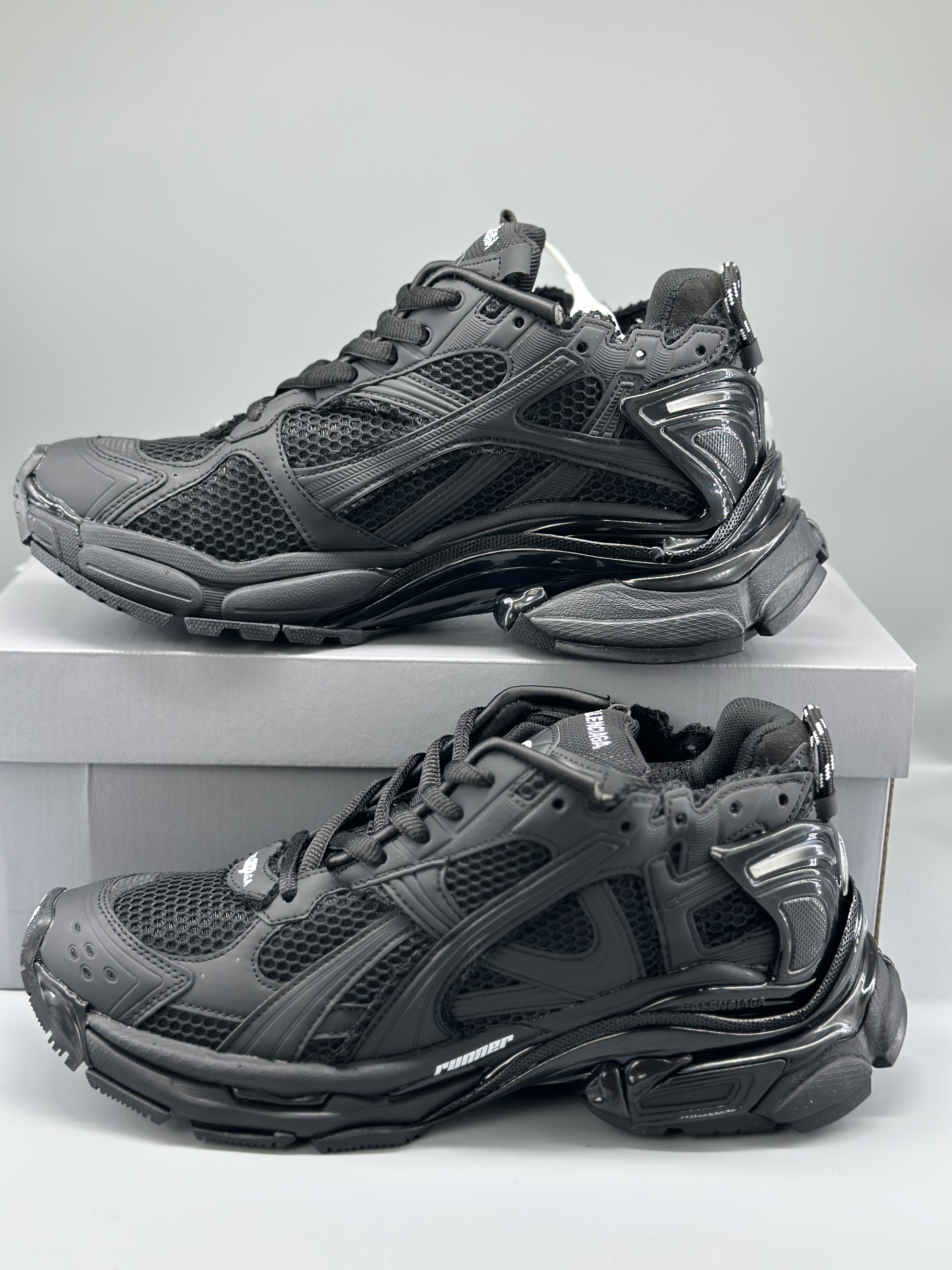 Balenciaga Runner Black
