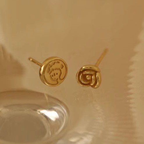 Little Prince Rose Flower Earrings, Sterling Silver Plated with 24K Gold, Simple and Compact French Style Ins Versatile Earrings